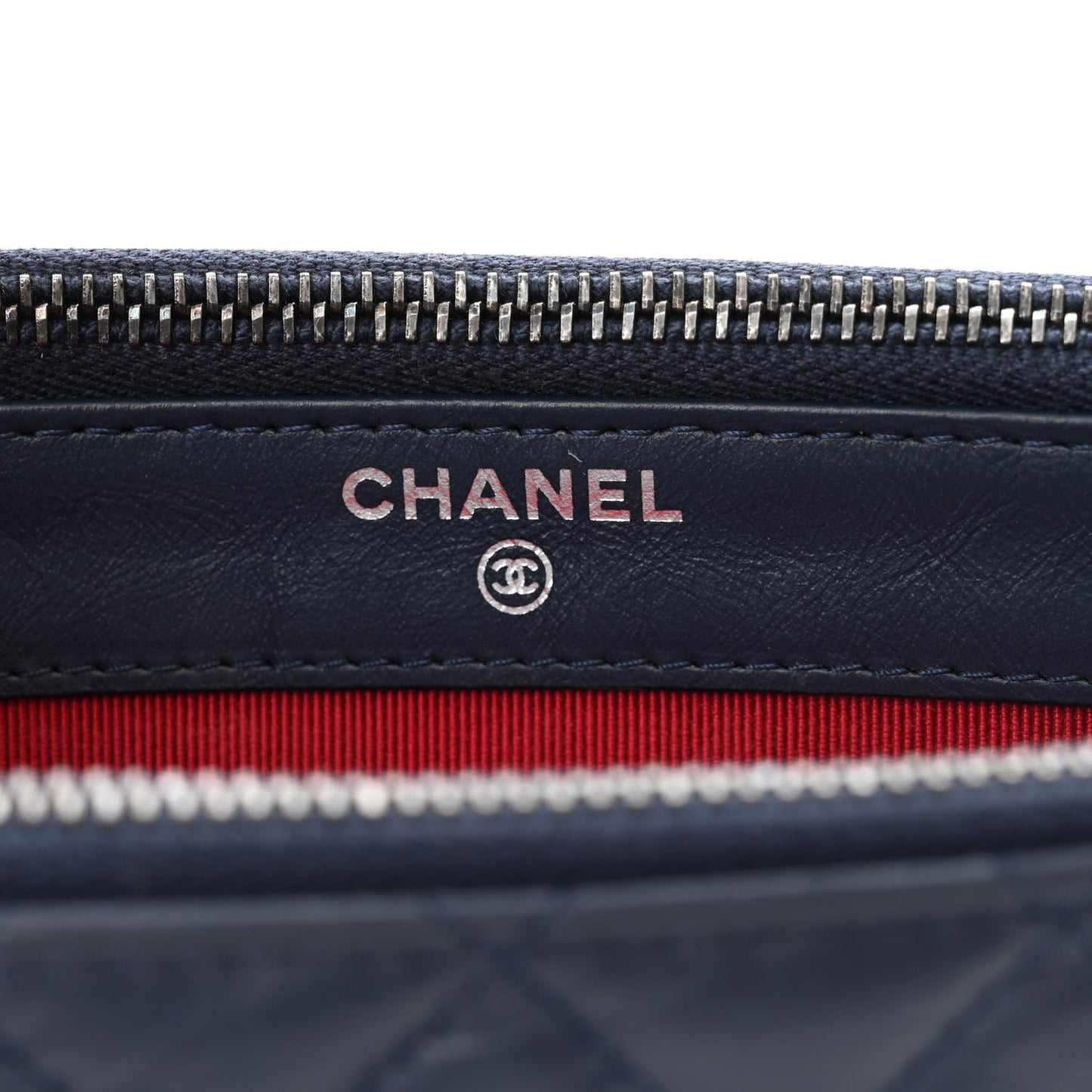 Aged Calfskin Quilted Small Gabrielle Clutch With Chain Navy Black