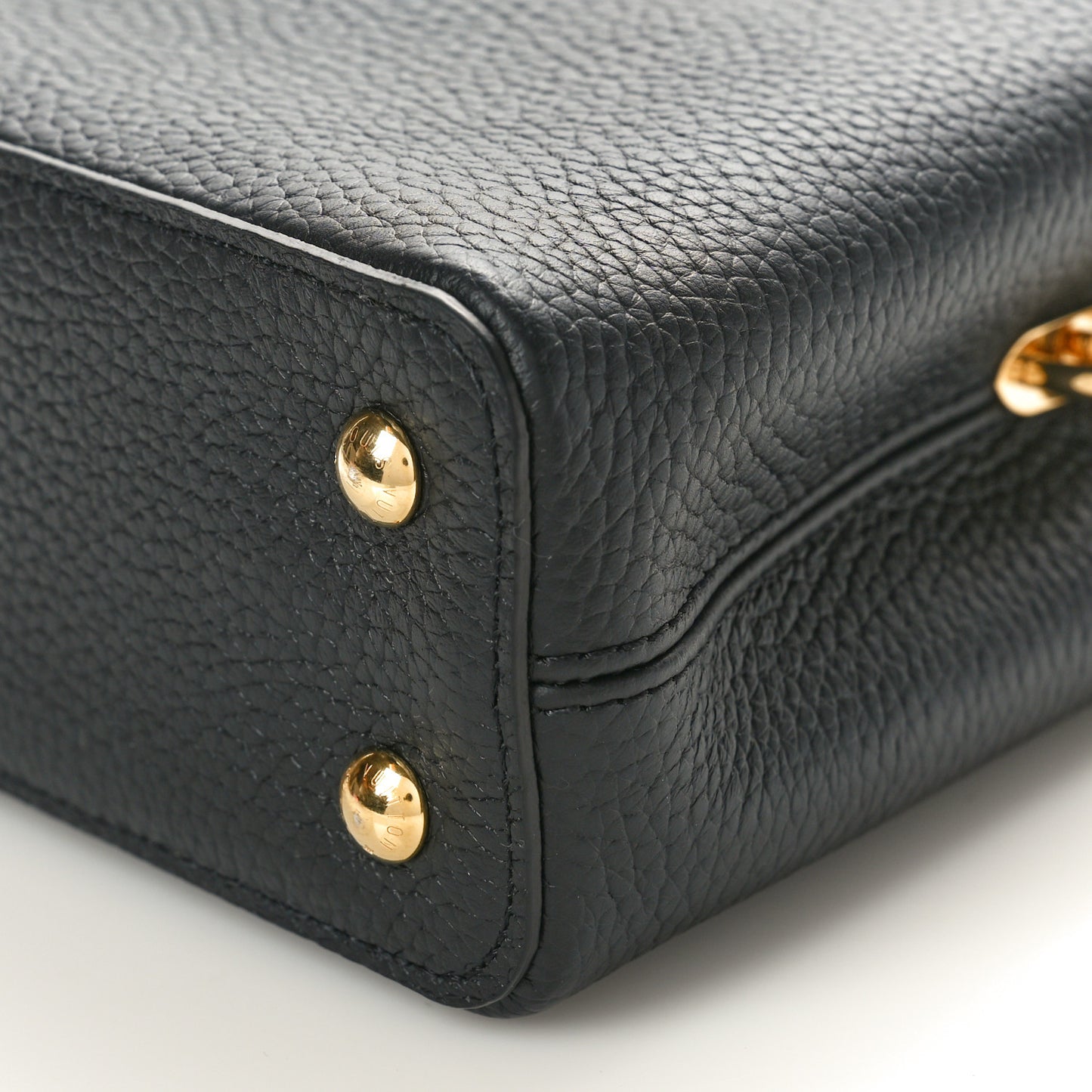 Taurillon Embellished Flower Handle Capucines Mini Black