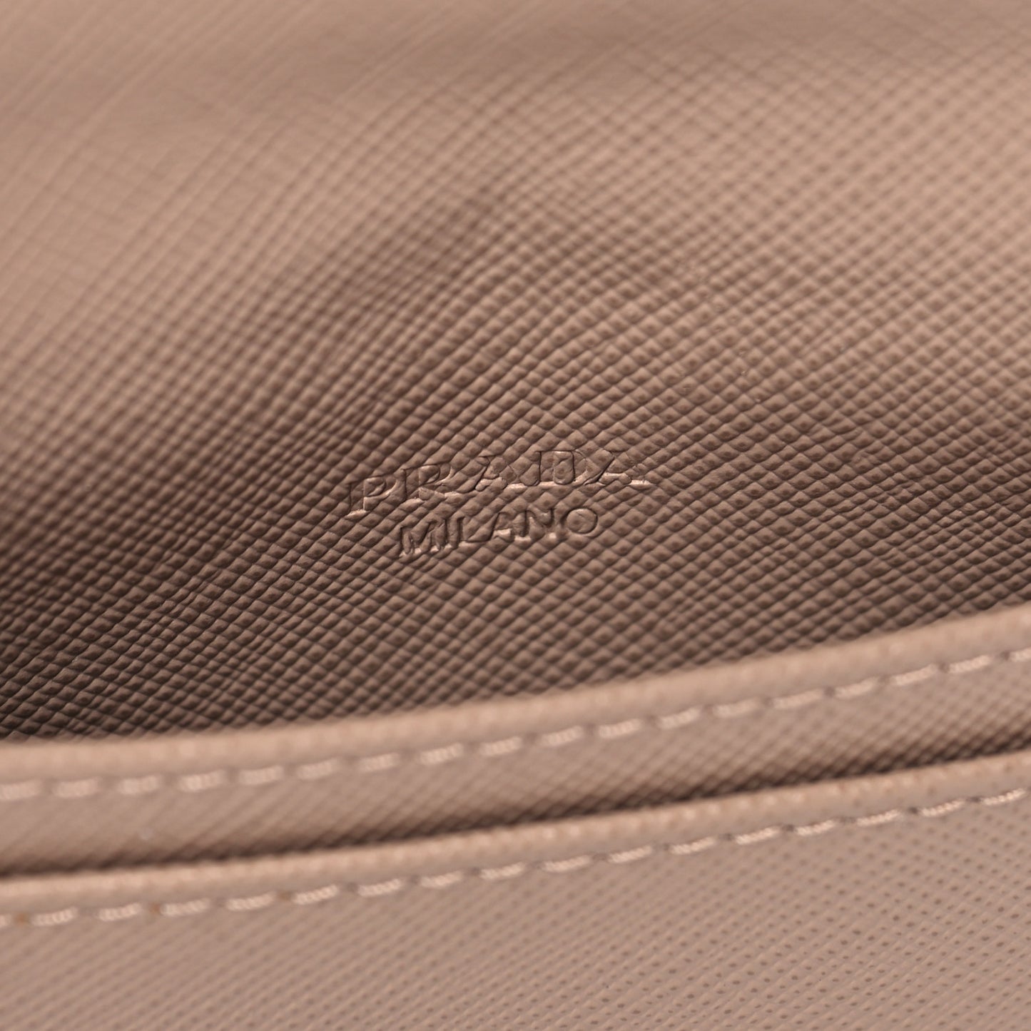 Saffiano Metal Bar Card Holder Cammeo