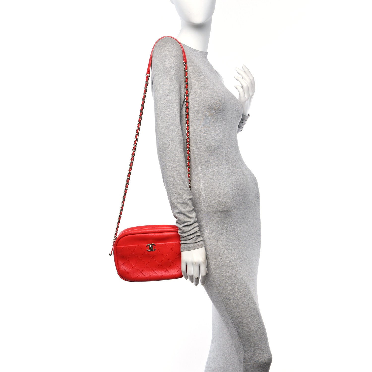 Chanel Goatskin Quilted Large Casual Trip Camera Case Bag Red 3 of 10