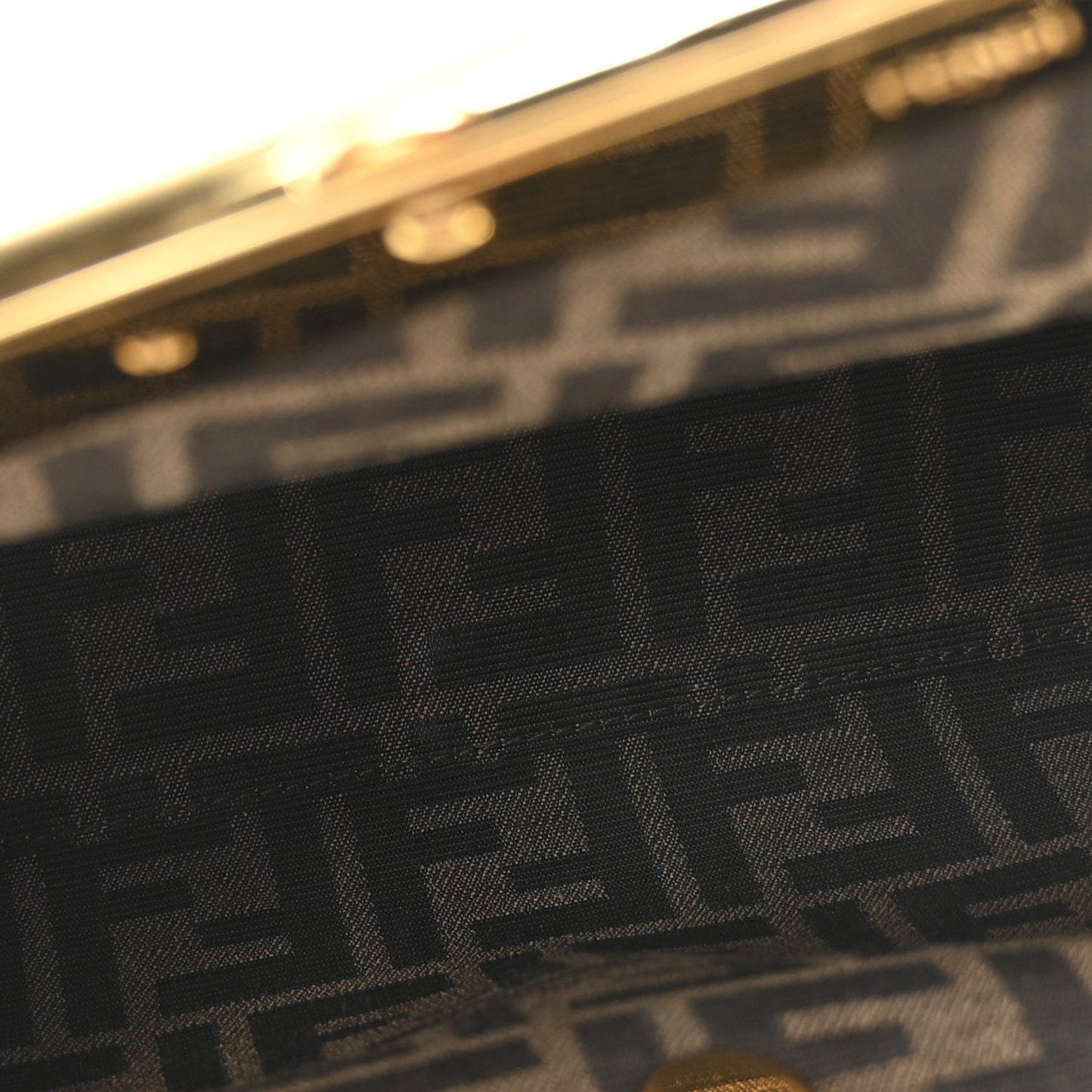 Shiny Nappa Midi Fendi First Ghiaia