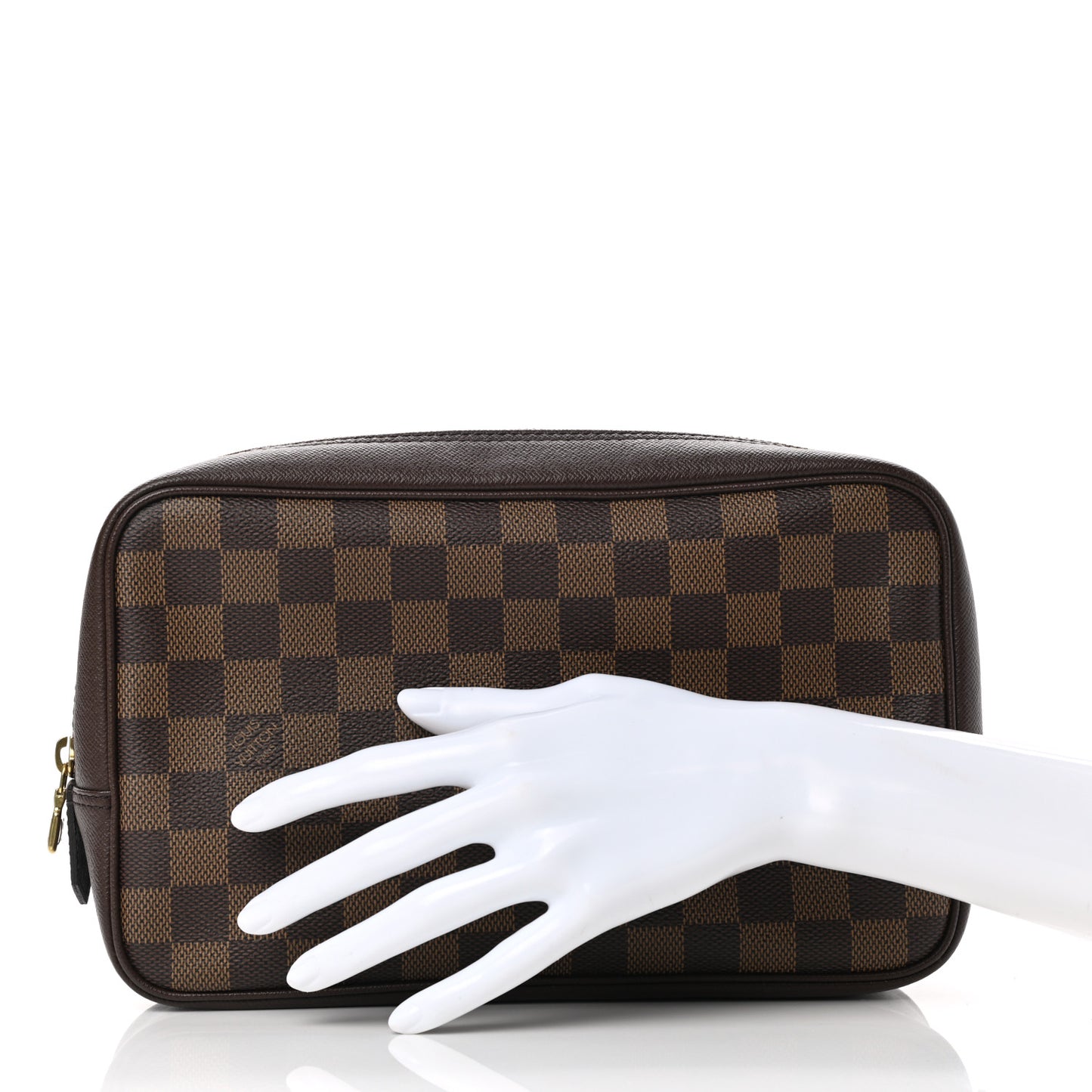 Damier Ebene Trousse Toilette 28