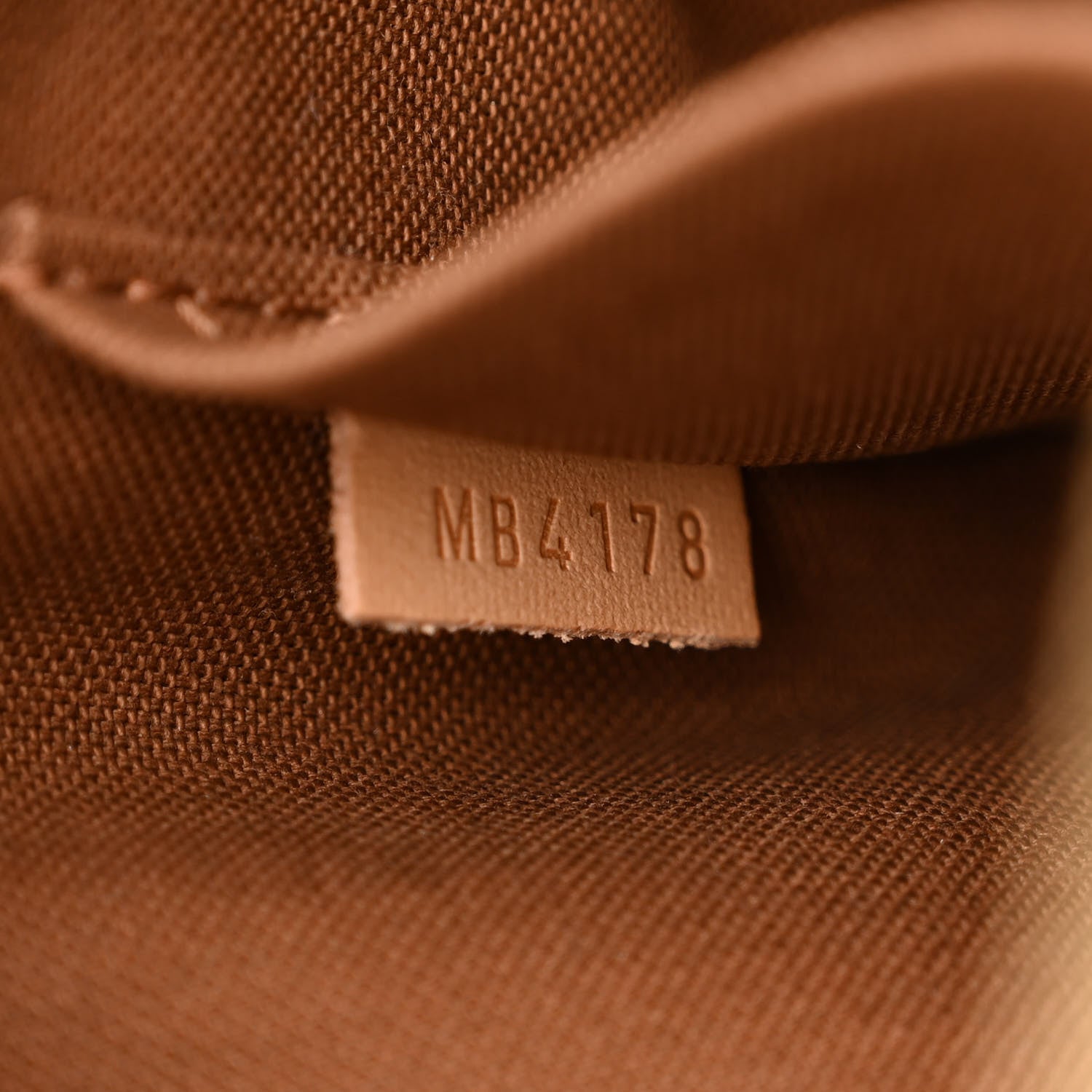 Louis Vuitton Monogram Pochette Accessories NM 7 of 11