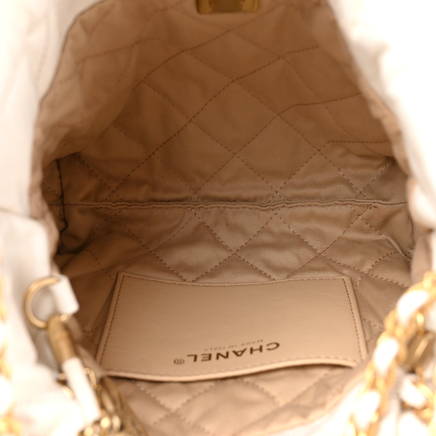 Shiny Calfskin Quilted Mini Chanel 22 White