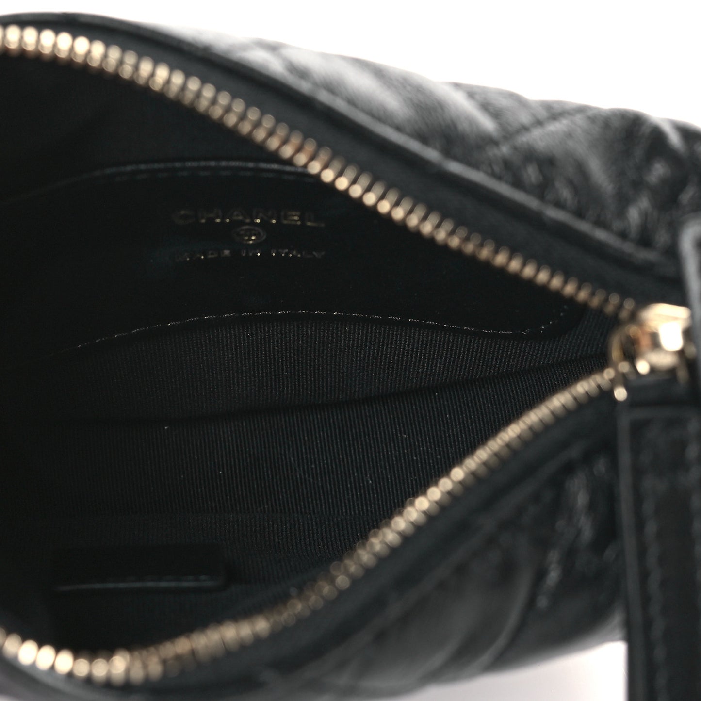 Lambskin Quilted Chain Around Pouch Black