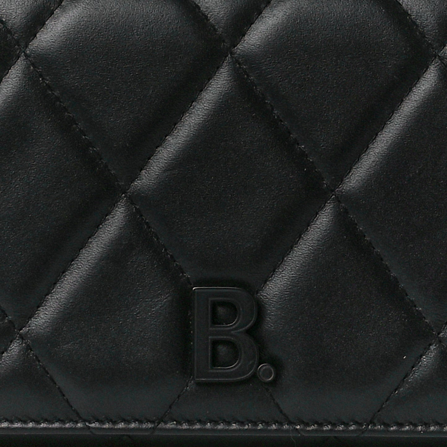 Nappa Calfskin Quilted Touch B Phone Holder With Strap Black