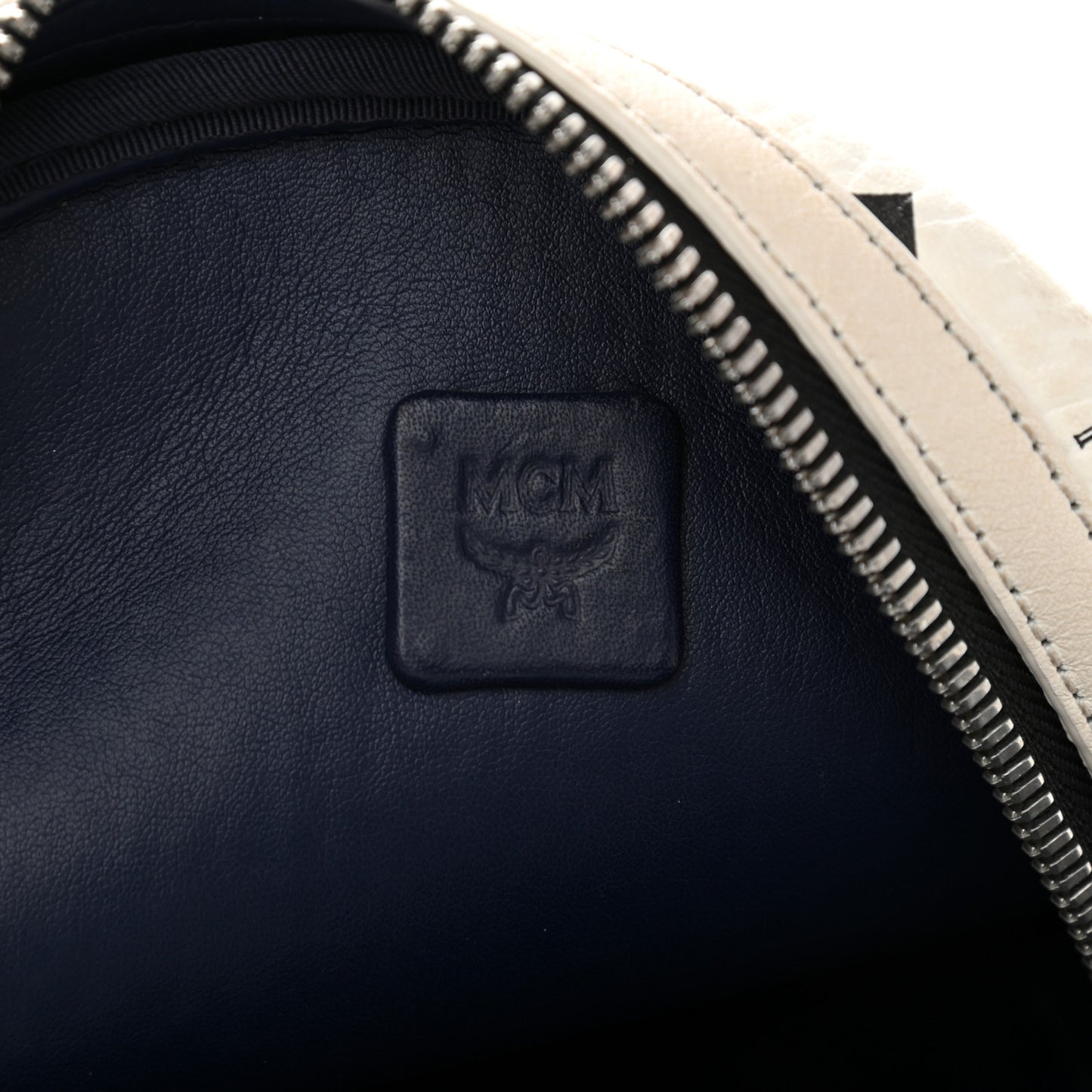 Visetos Small Side Stud Stark Backpack White