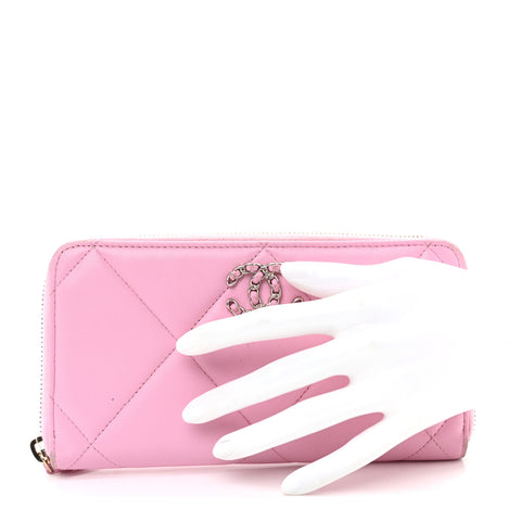 Lambskin Quilted Chanel 19 Zipped Wallet Light Pink
