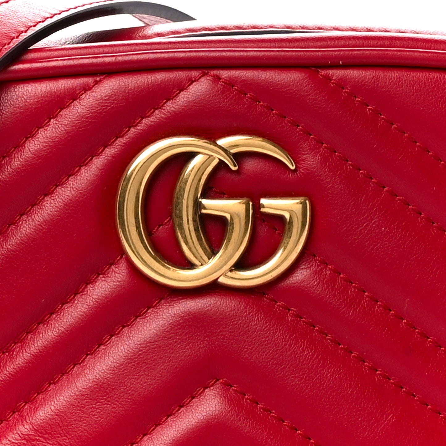 Calfskin Matelasse Mini GG Marmont Chain Shoulder Bag Hibiscus Red