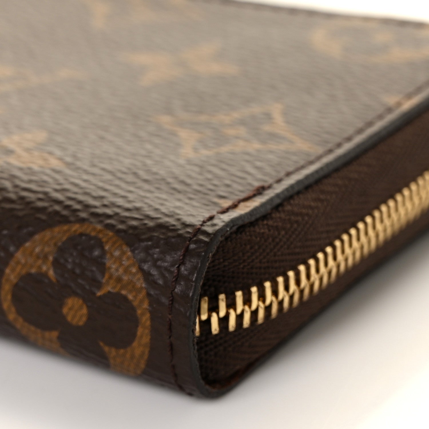Louis Vuitton Monogram Zippy Coin Purse 8 of 9