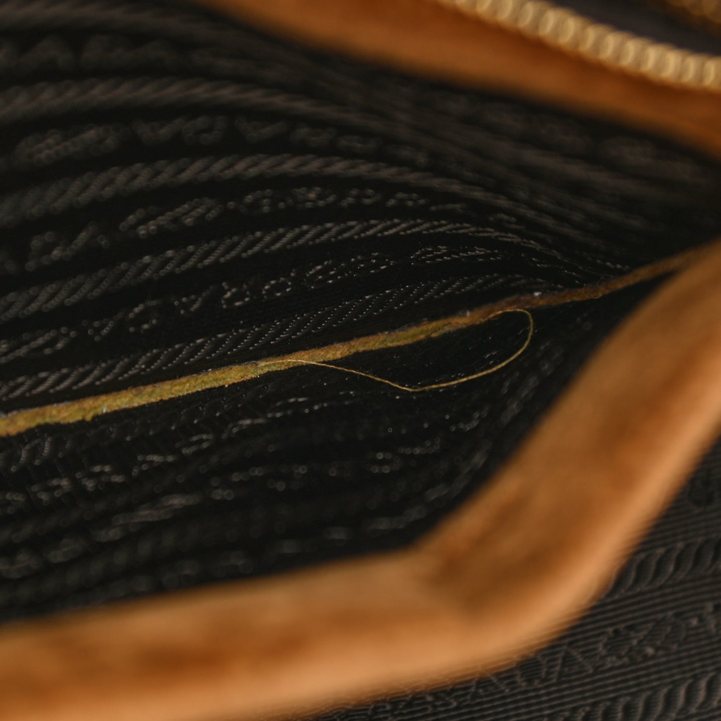 Velluto Ricamo Cahier Tote Bag Cammello