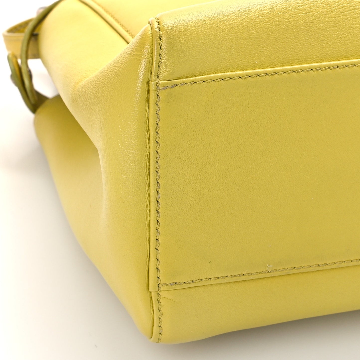 Nappa Mini Peekaboo Iconic Satchel Lime