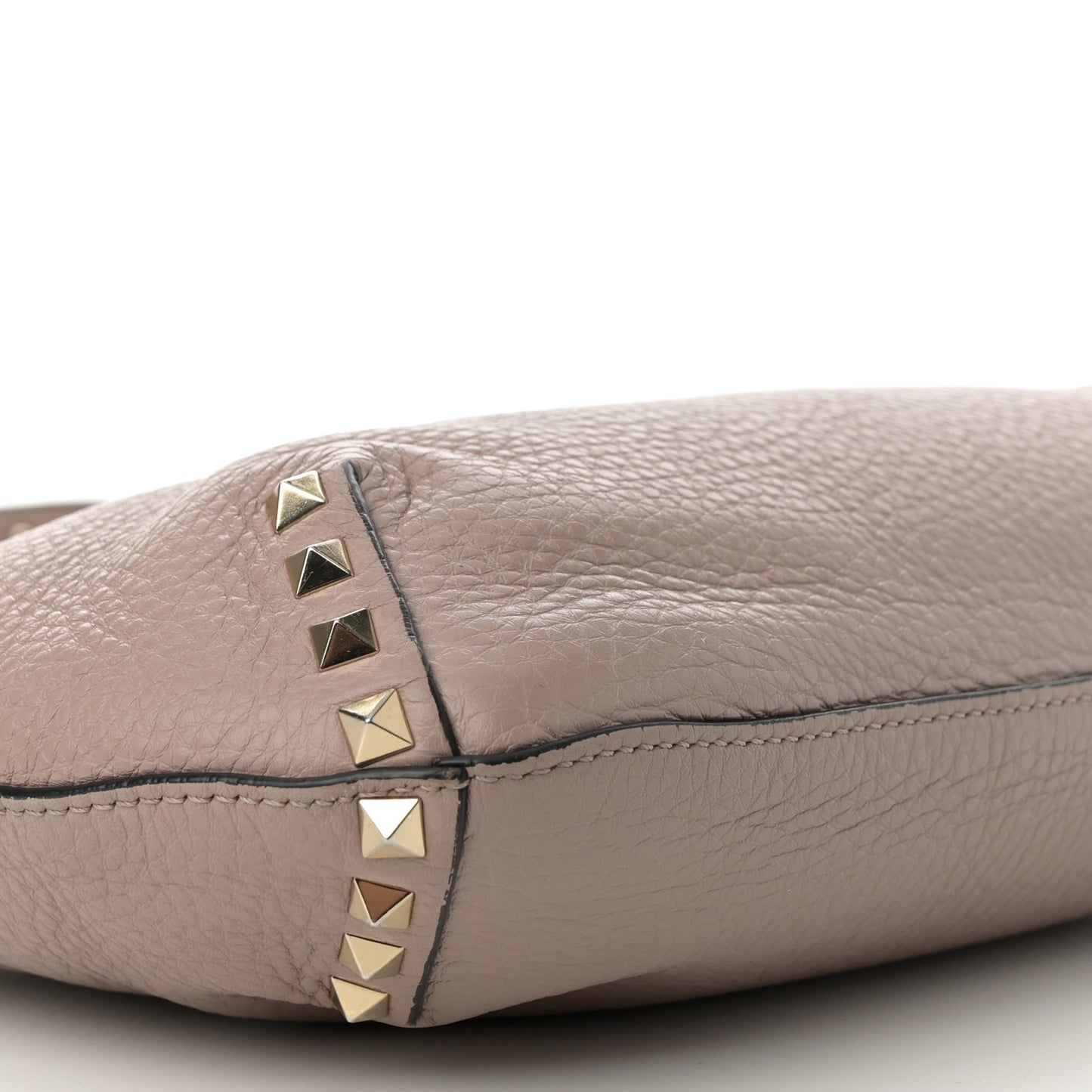 Pebbled Calfskin Small Rockstud Flip Lock Hobo Poudre