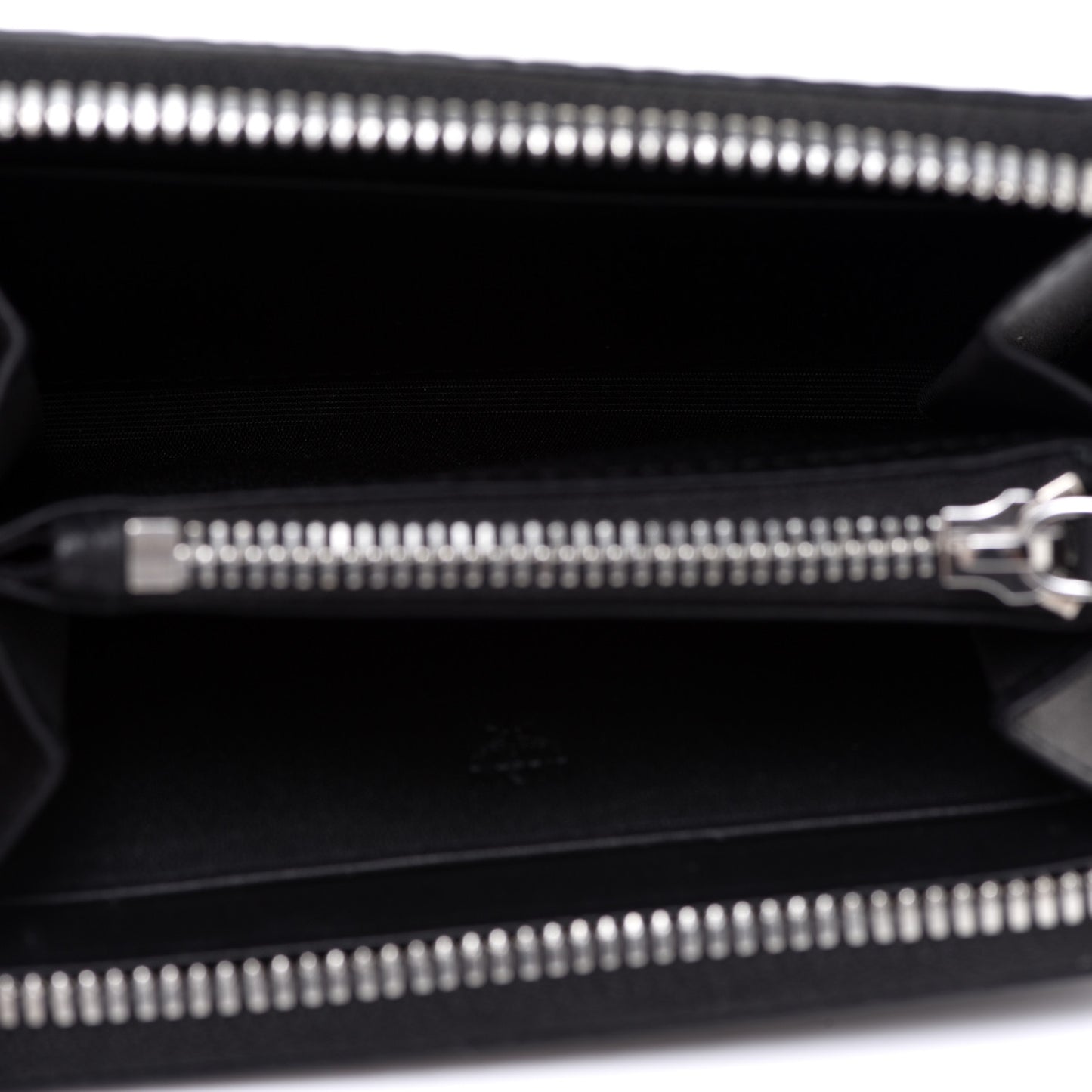 Visetos Mini Zip Around Wallet Black