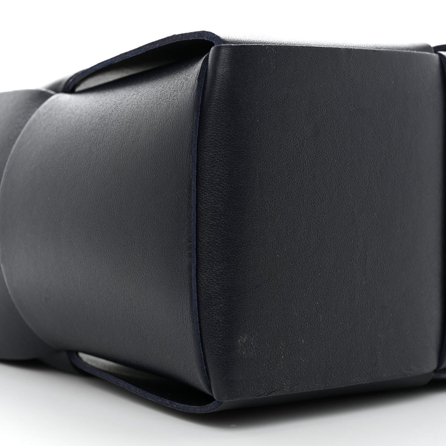 Bottega Veneta Nappa Maxi Intrecciato Small Arco Tote Space 10 of 12