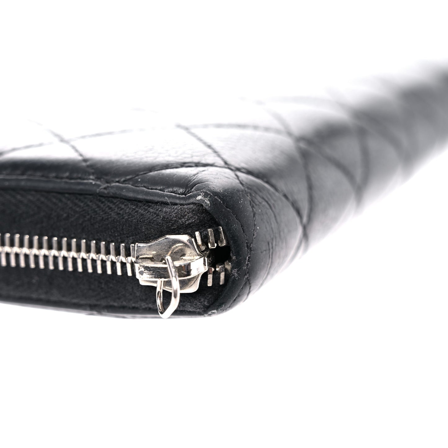 Caviar Quilted Medium Zip Around Wallet Black