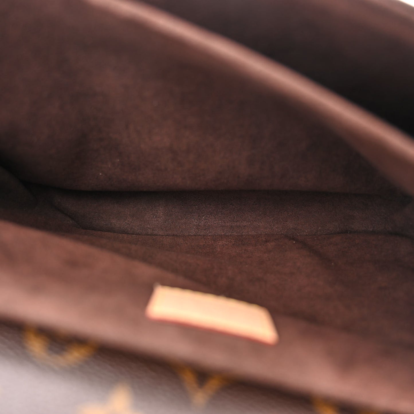 LOUIS VUITTON Monogram Pochette Metis