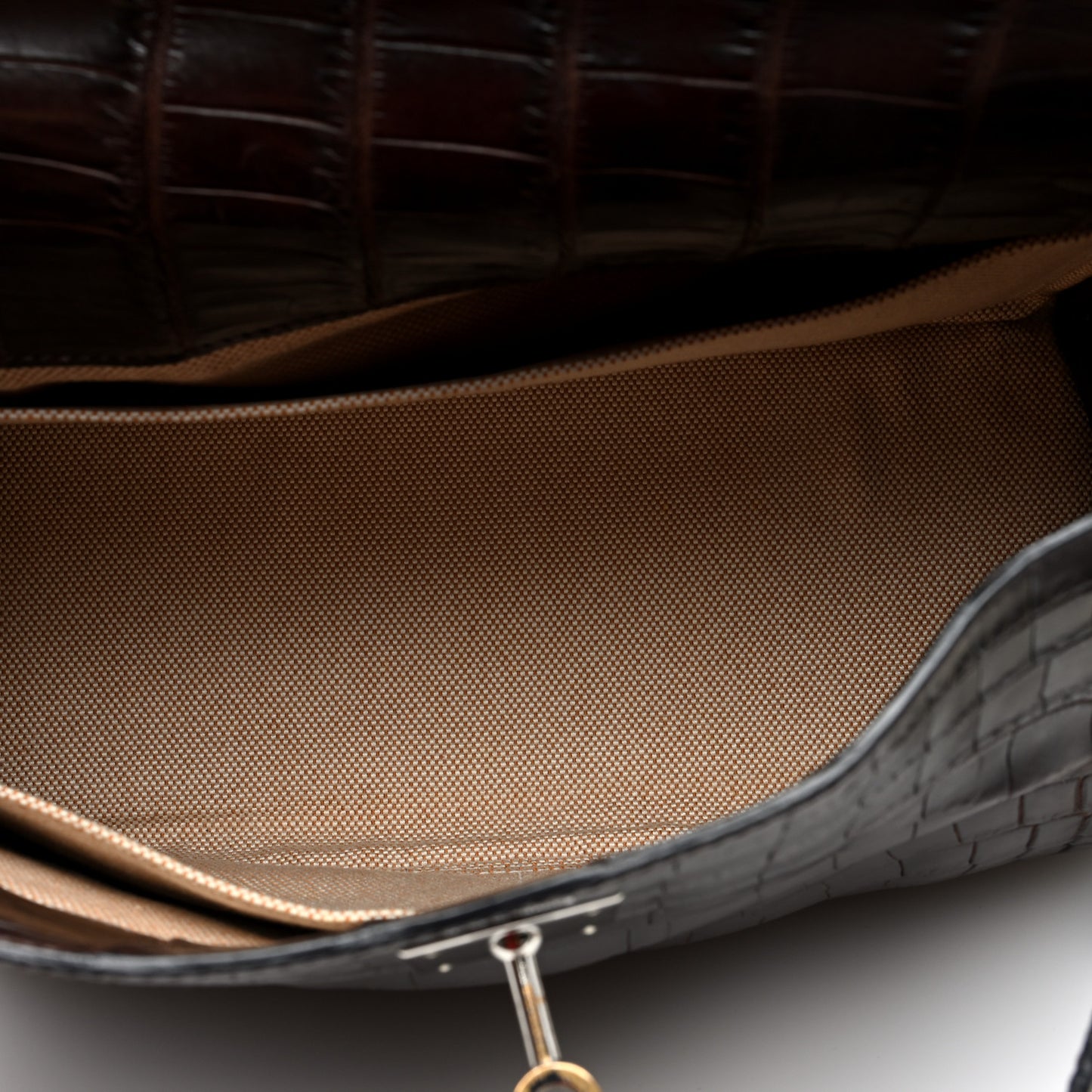 Matte Niloticus Crocodile Kelly Retourne 28 Havane