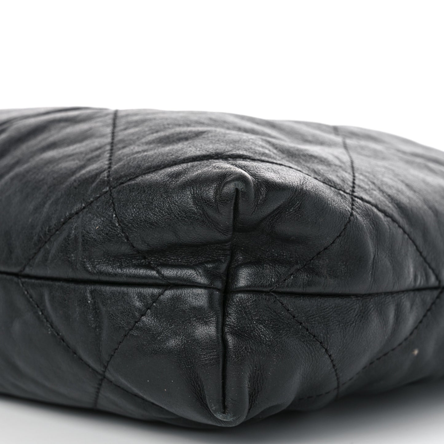 Shiny Calfskin Quilted Small Chanel 22 Black