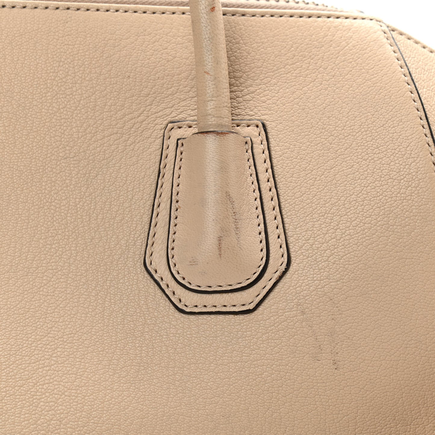 Sugar Goatskin Medium Antigona Nude