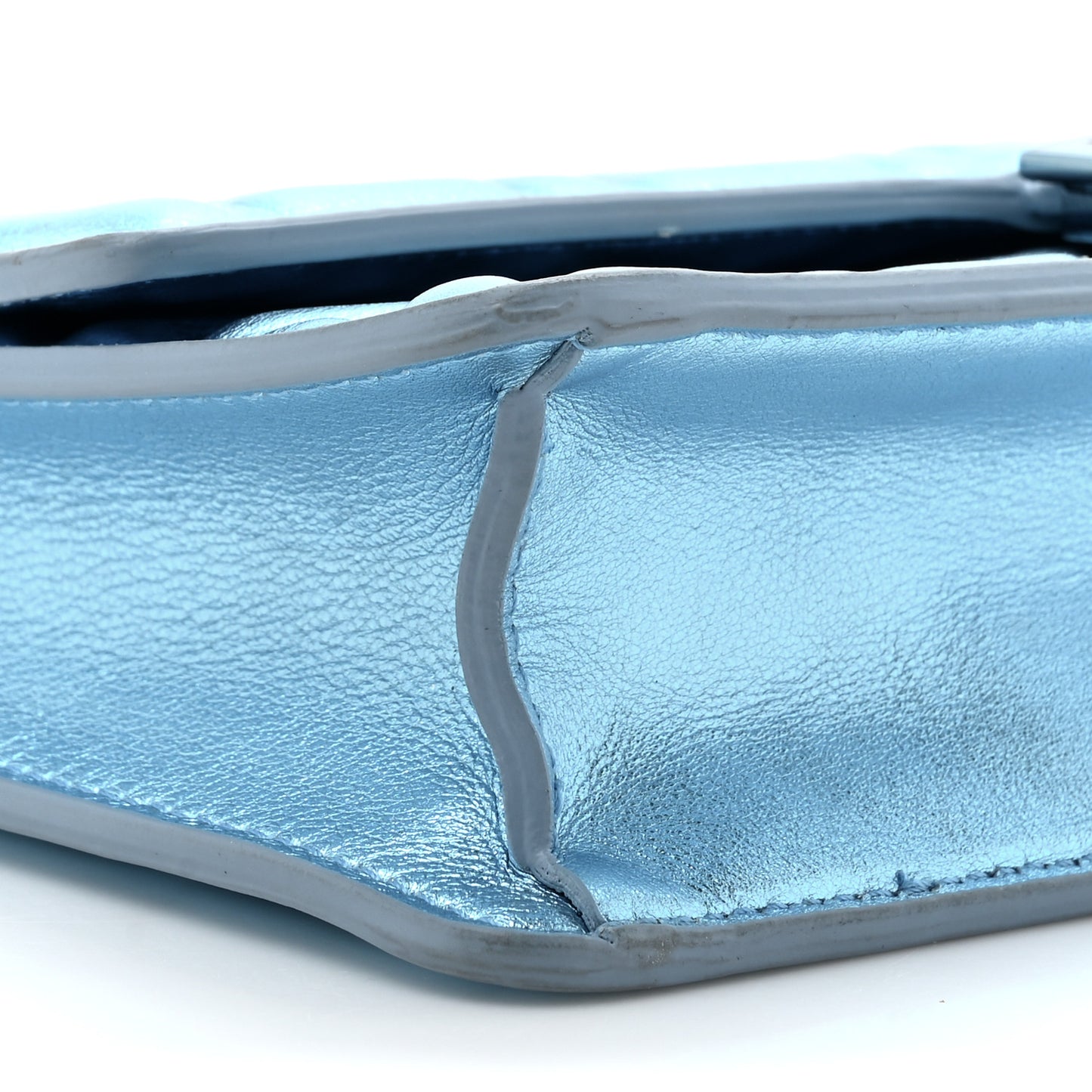 Metallic Nappa Matisse FF Embossed Wallet On Chain Laguna Palladio