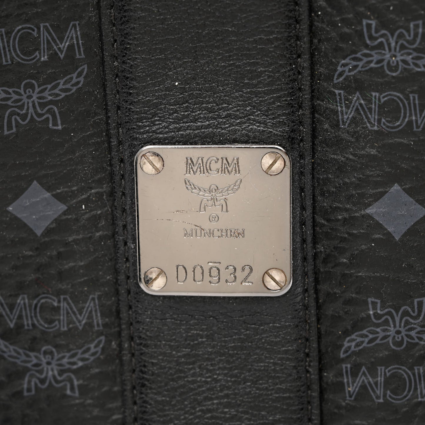 Visetos Medium Liz Reversible Shopper Tote Black