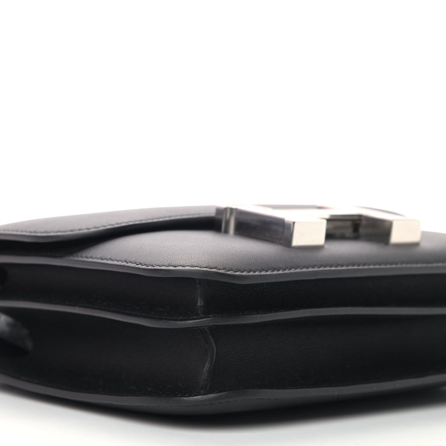 Swift Marble Constance 18 Black