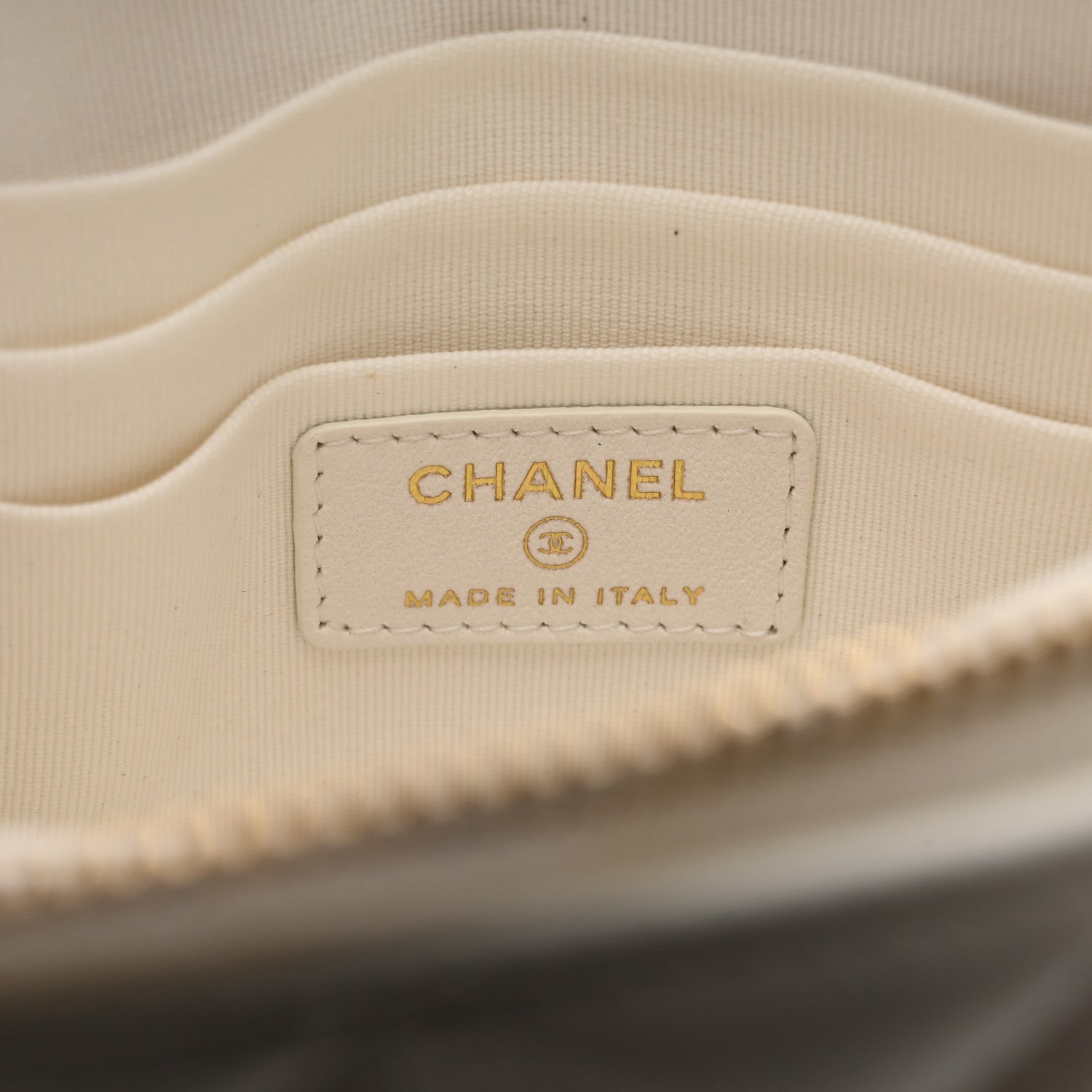 Chanel Shiny Crumpled Calfskin Quilted Clutch Bag White 5 of 9