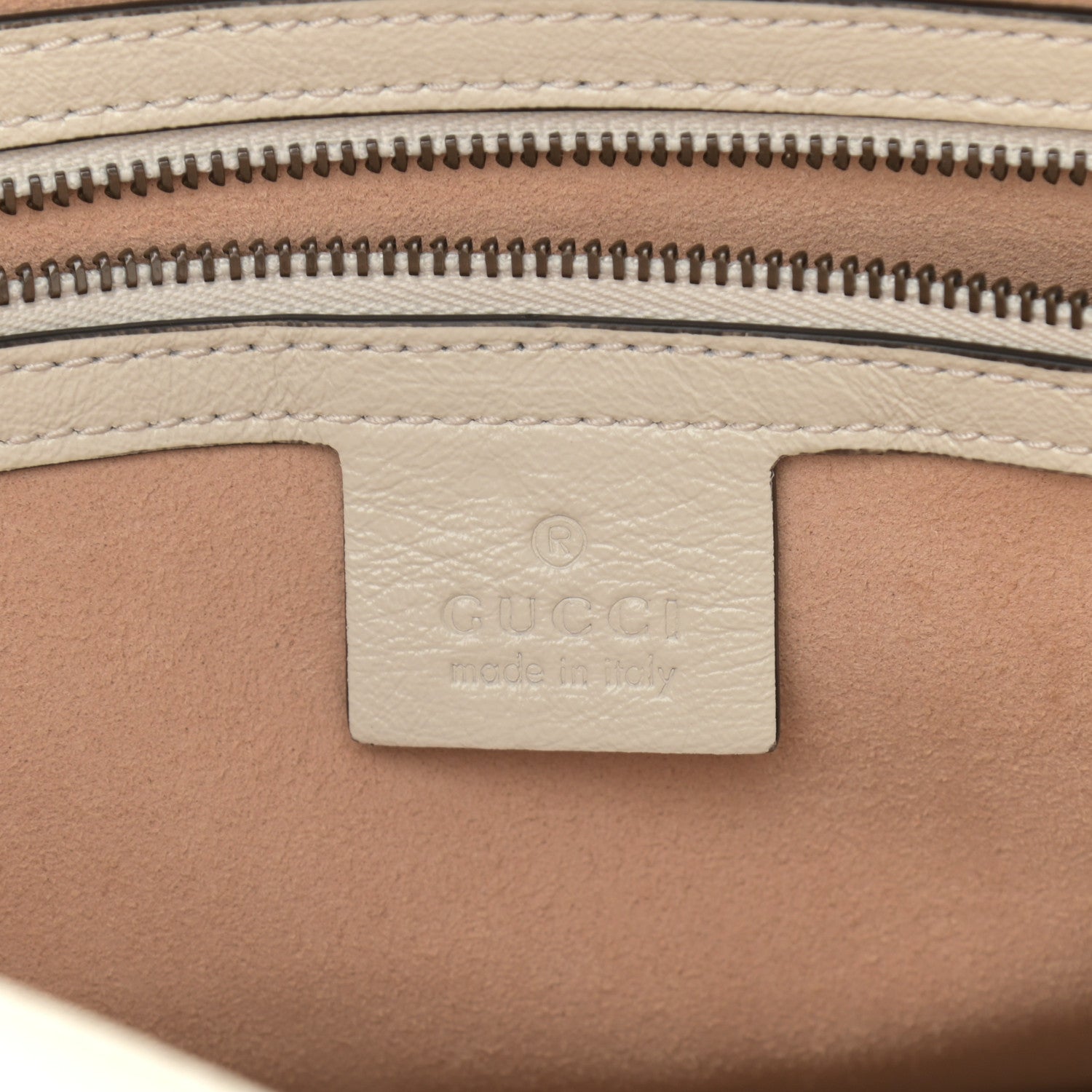 Gucci Vintage Calfskin Matelasse Medium GG Marmont Slim Tote White 6 of 10