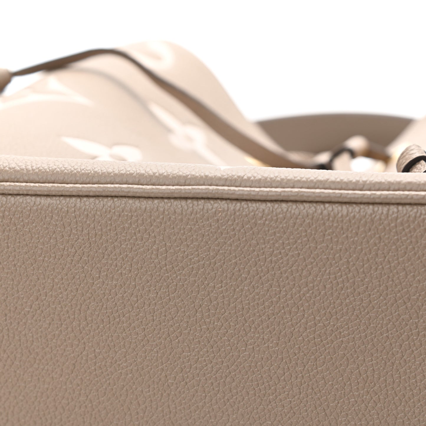 Empreinte Monogram Giant Neonoe MM Tourterelle Creme