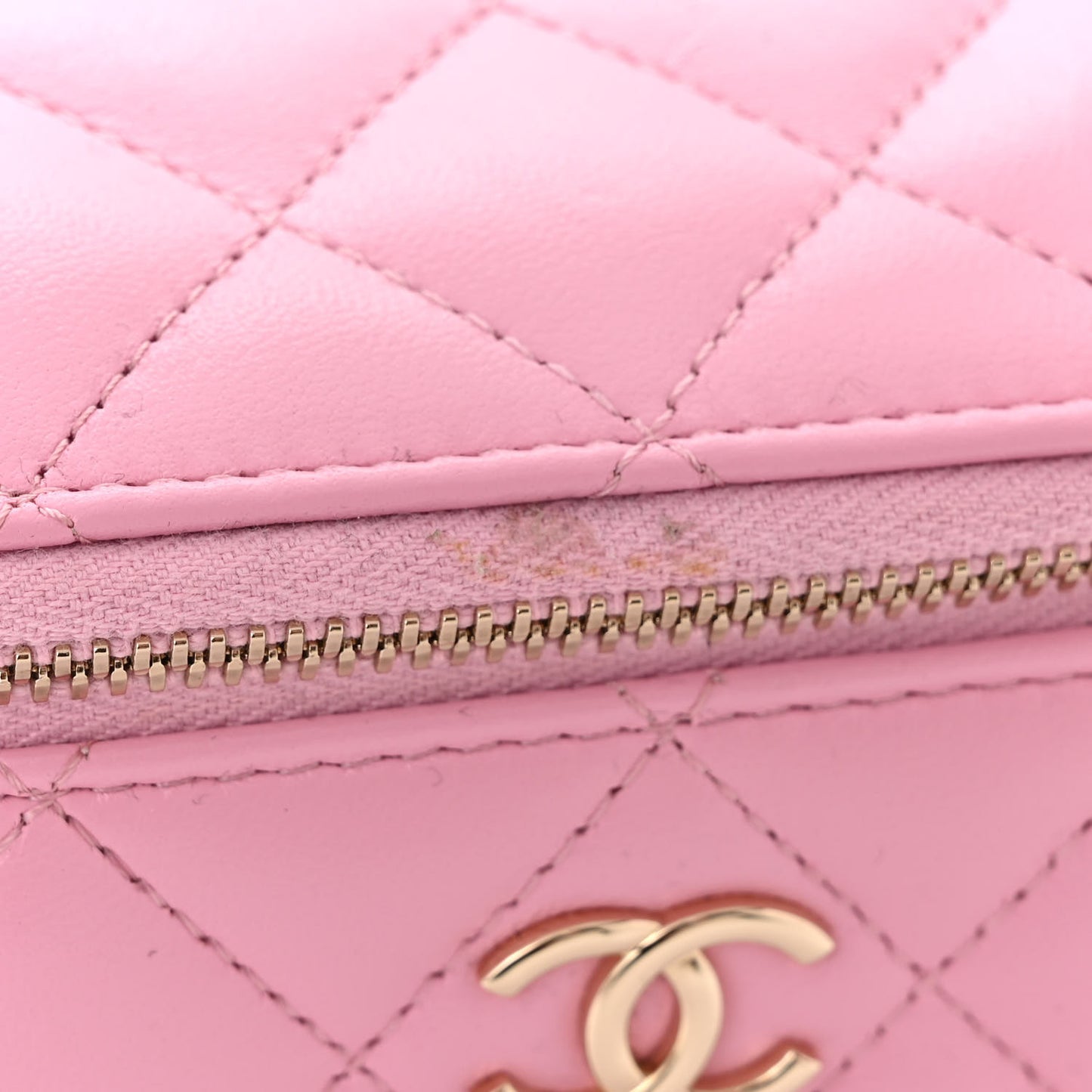 Lambskin Quilted Small Top Handle Vanity Case With Chain Lilac Light Green