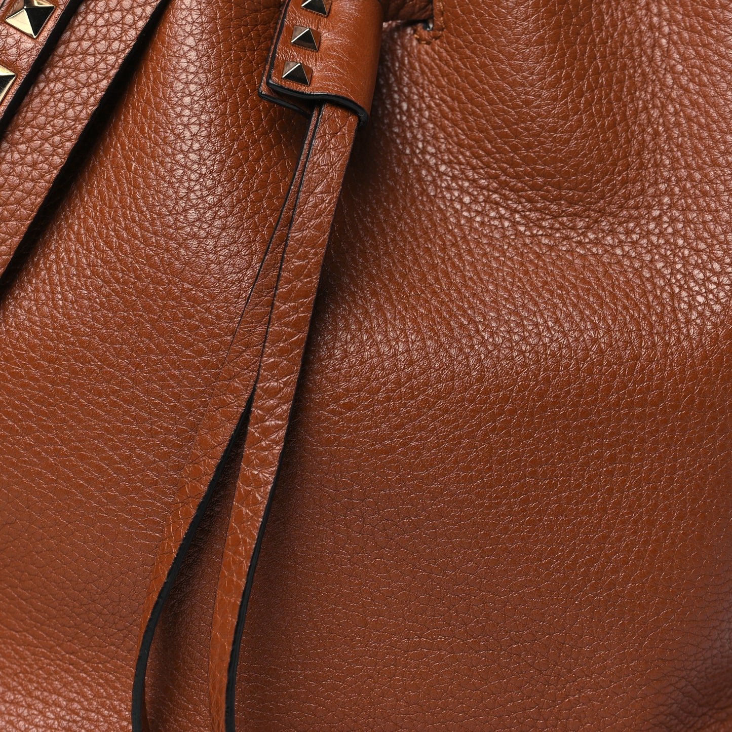 Grained Calfskin Rockstud Small Bucket Bag Selleria