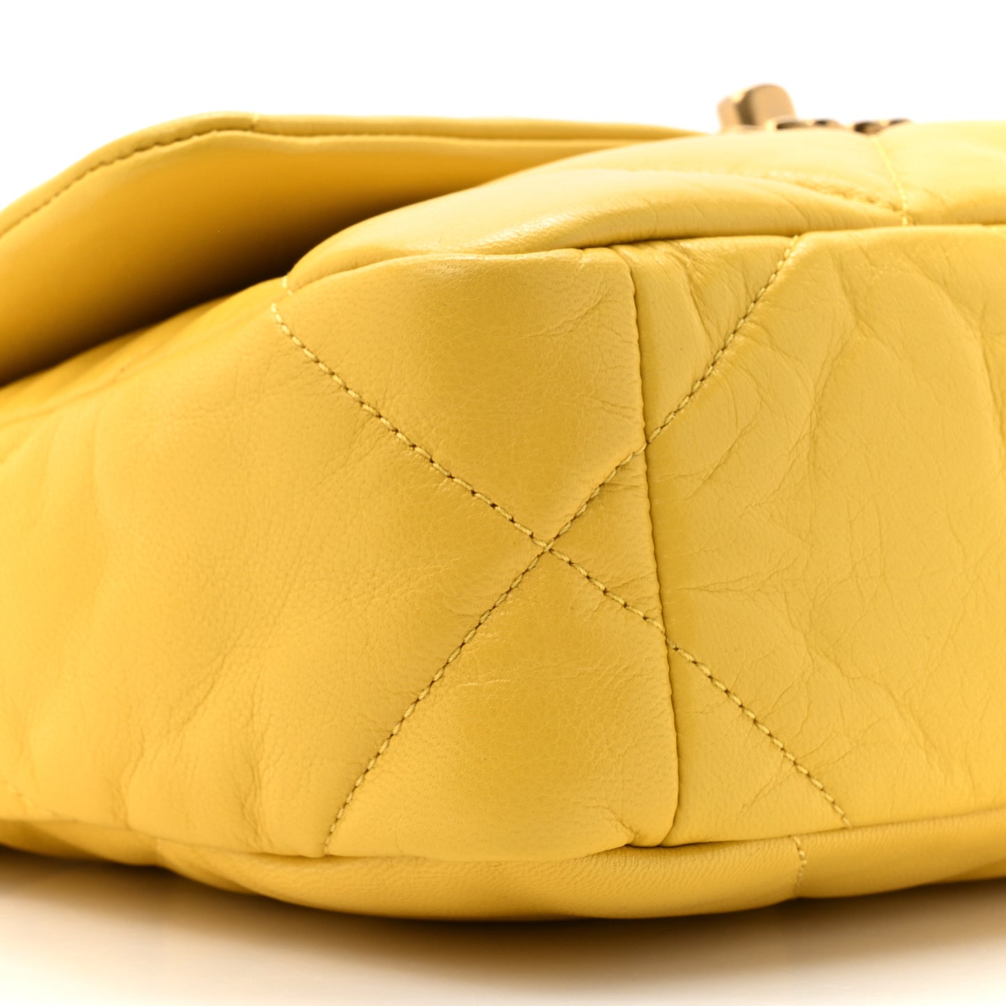 Lambskin Quilted Medium Chanel 19 Flap Yellow