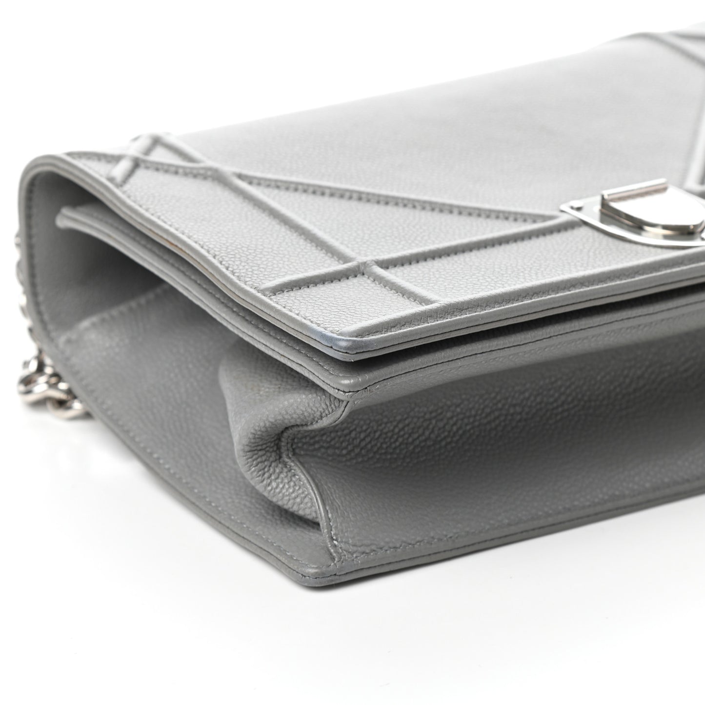 Grained Calfskin Medium Diorama Flap Bag Gris