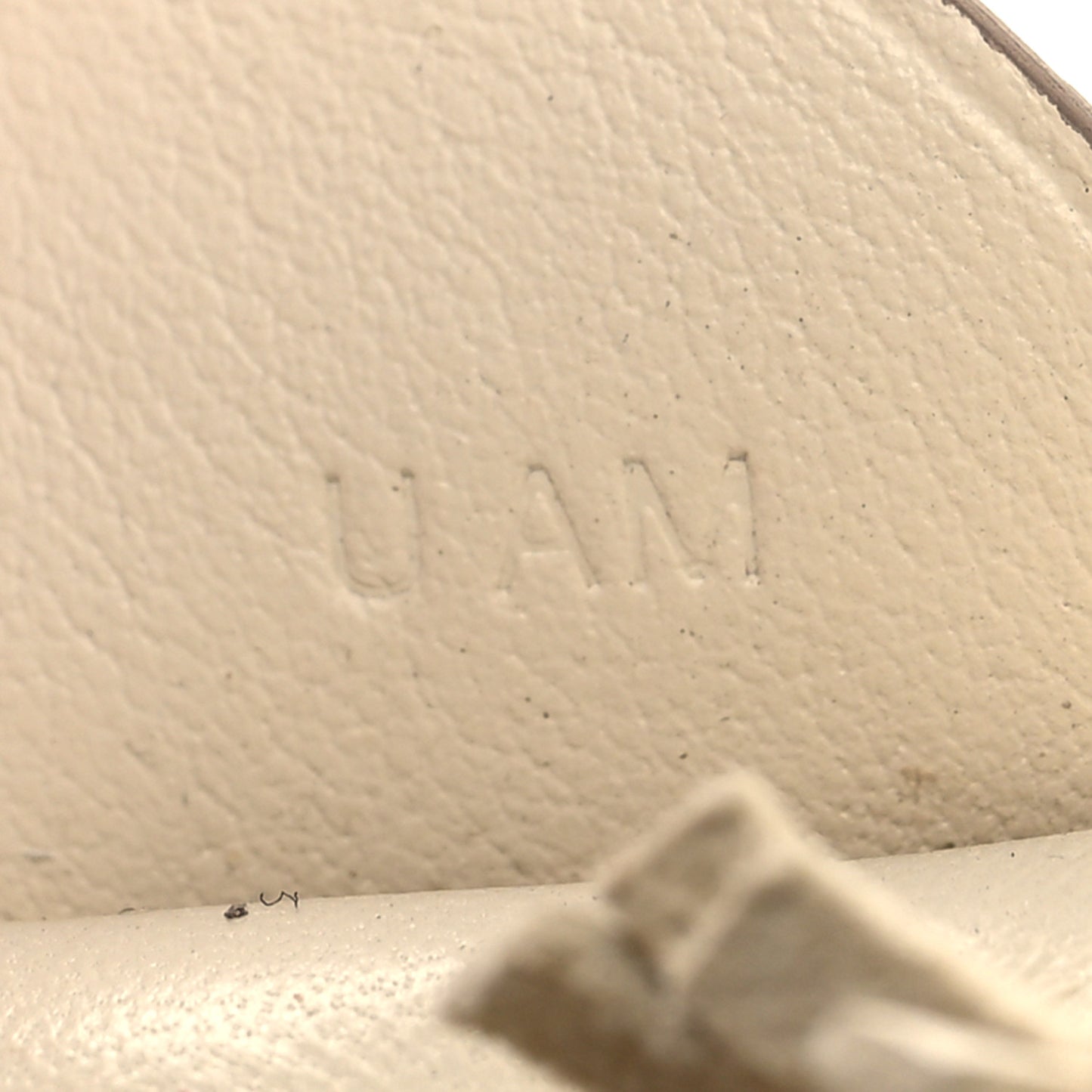 Milo Lambskin Matte Alligator Touch Grigri Rodeo Pegase Horse Bag Charm PM Craie Nata Beton