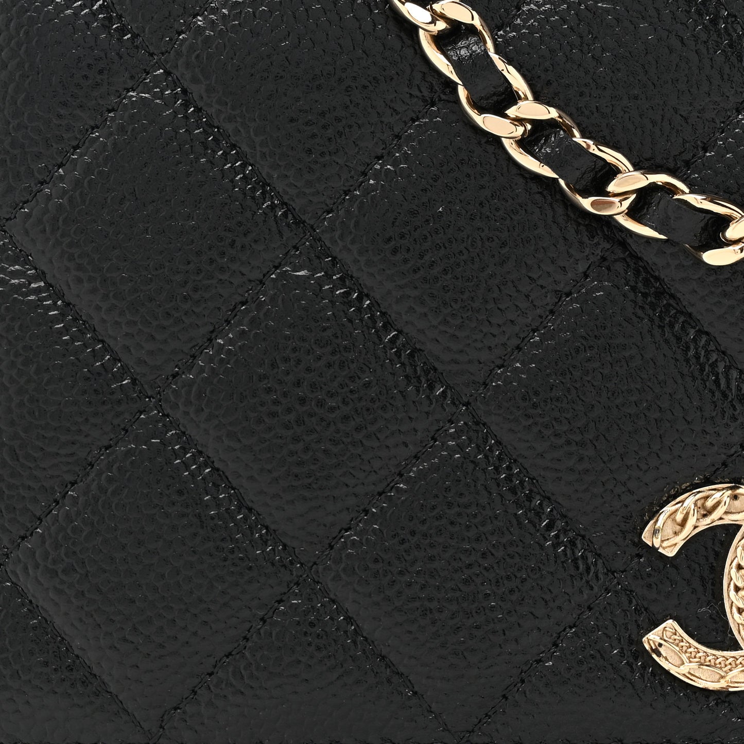 Caviar Quilted Multi Chain Wallet On Chain WOC Black