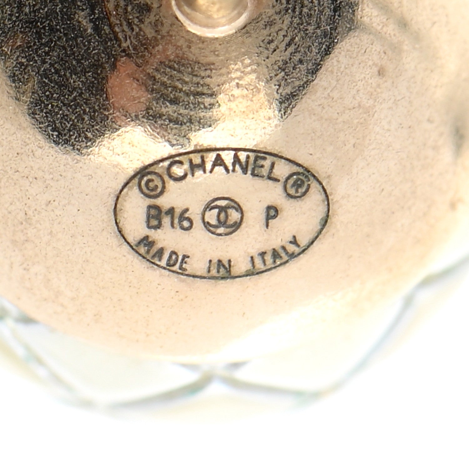 Chanel Pearl Quilted CC Large Earrings Gold 3 of 4