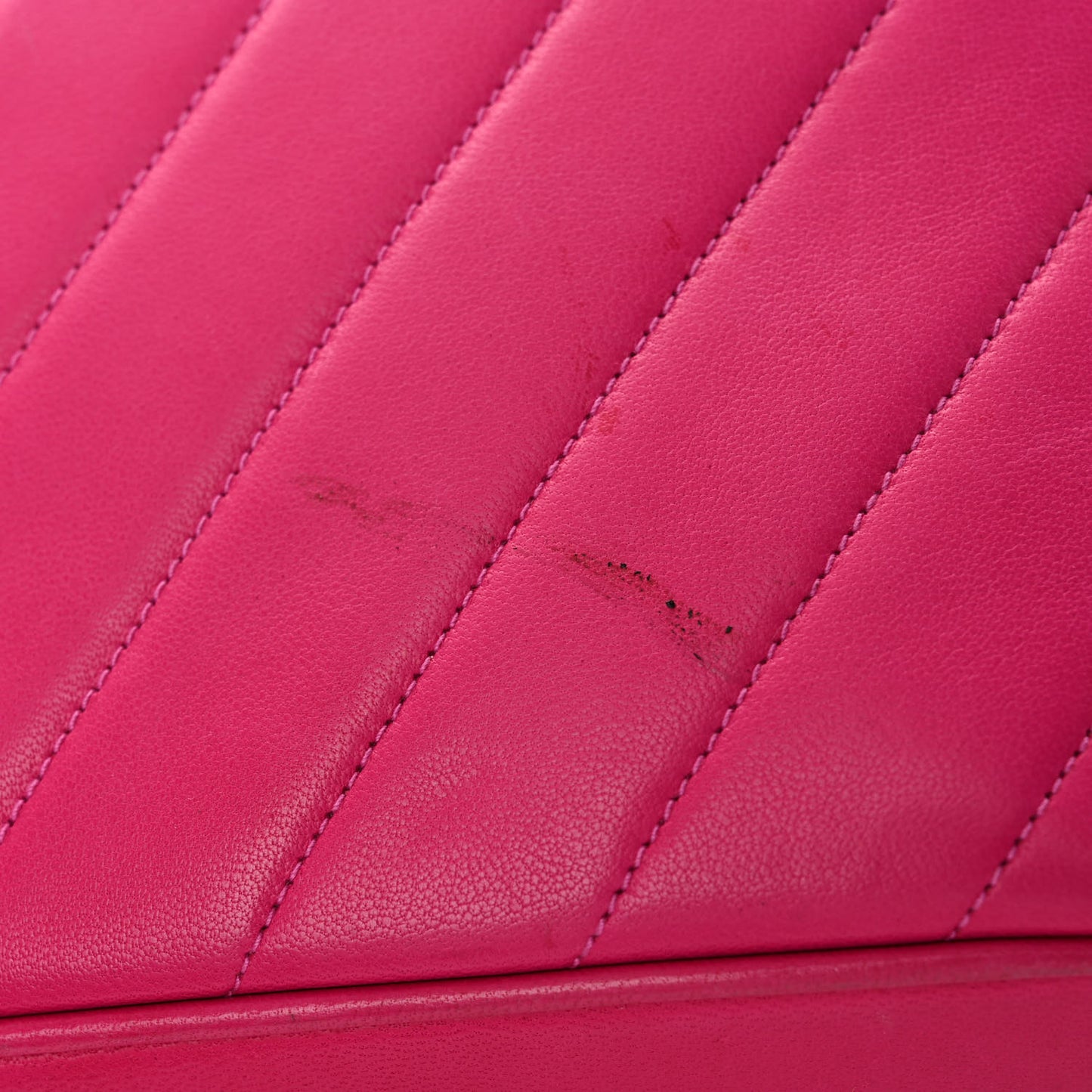 Lambskin Chevron Quilted Shoulder Bag Pink