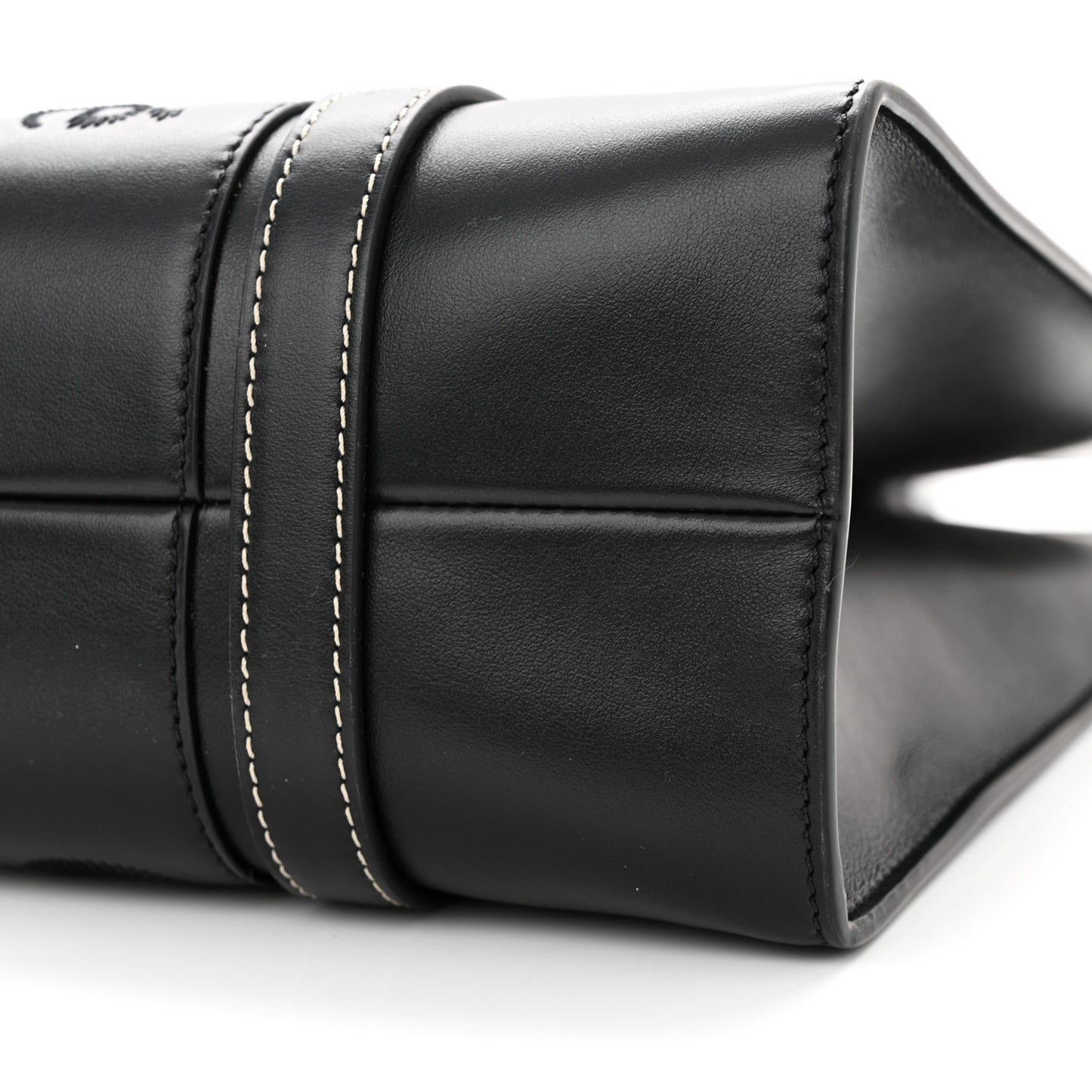 Calfskin Medium Woody Tote Black