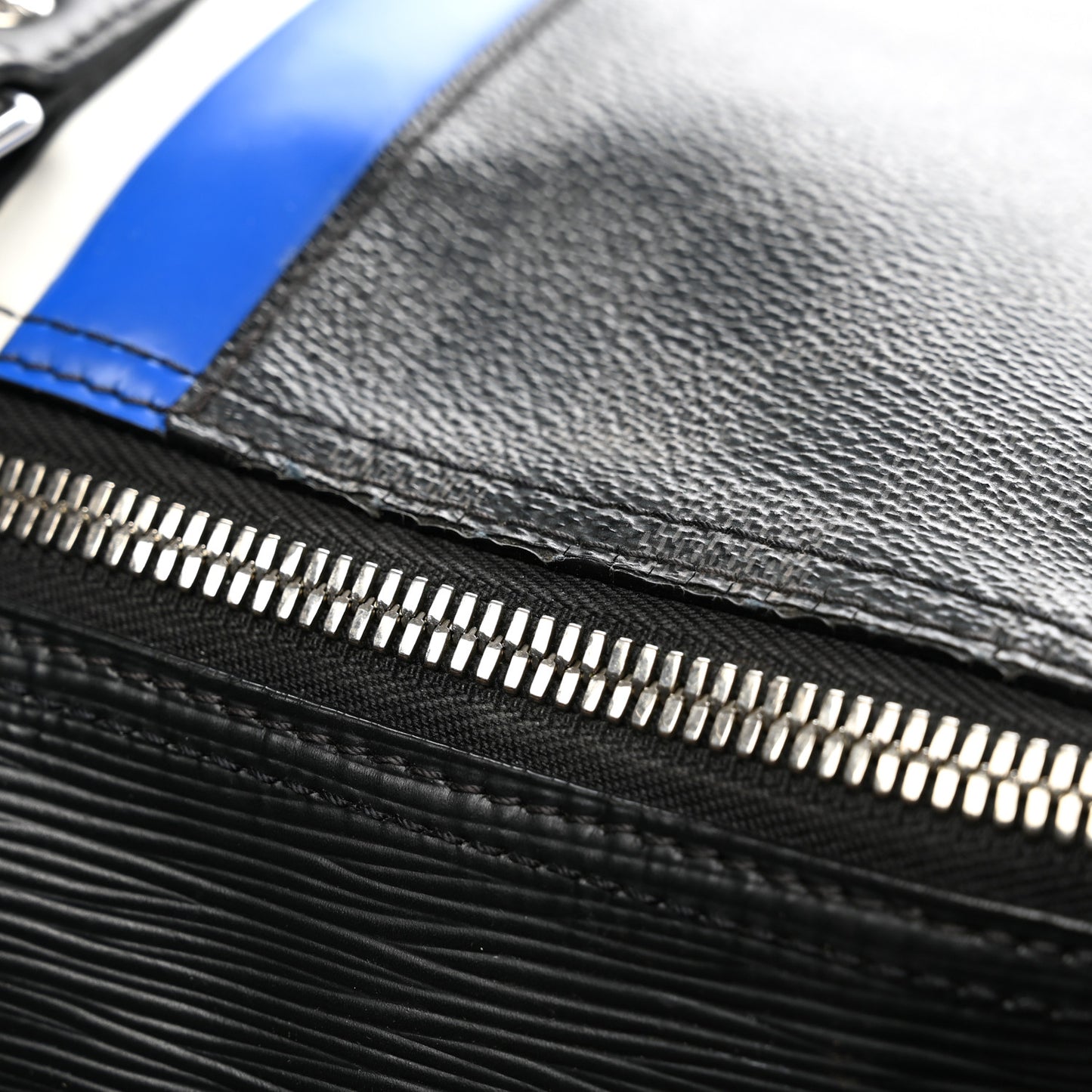 Epi Damier Graphite Keepall Bandouliere 50 Black