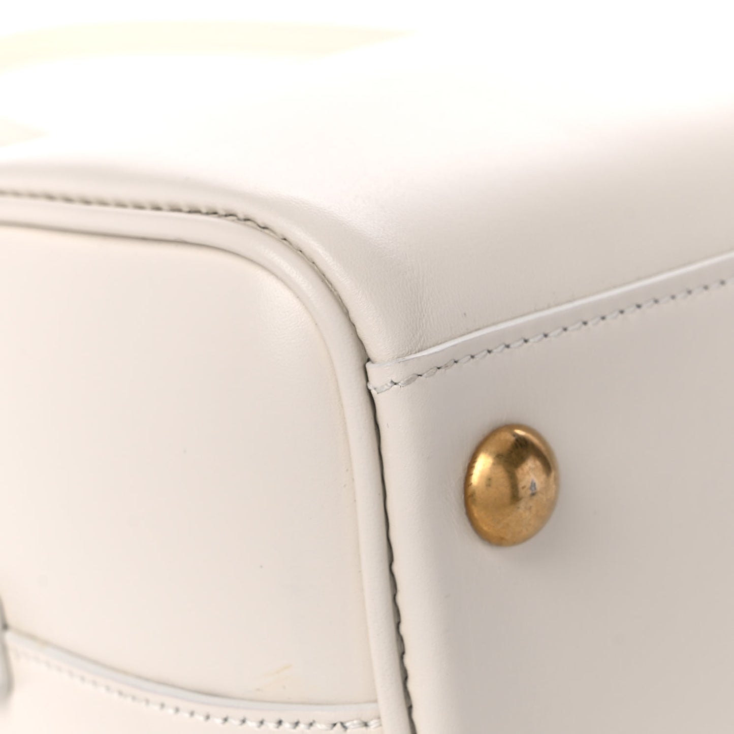 Calfskin Classic Baby Duffle Porcellana