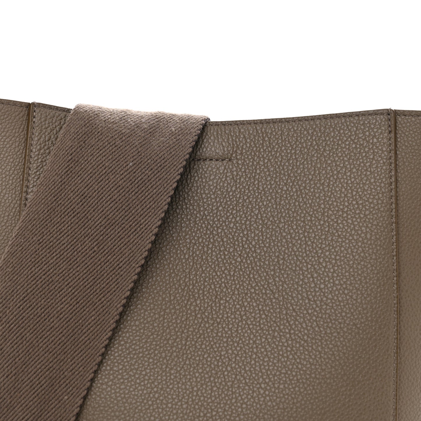 Soft Grained Calfskin Small Sangle Bucket Bag Taupe