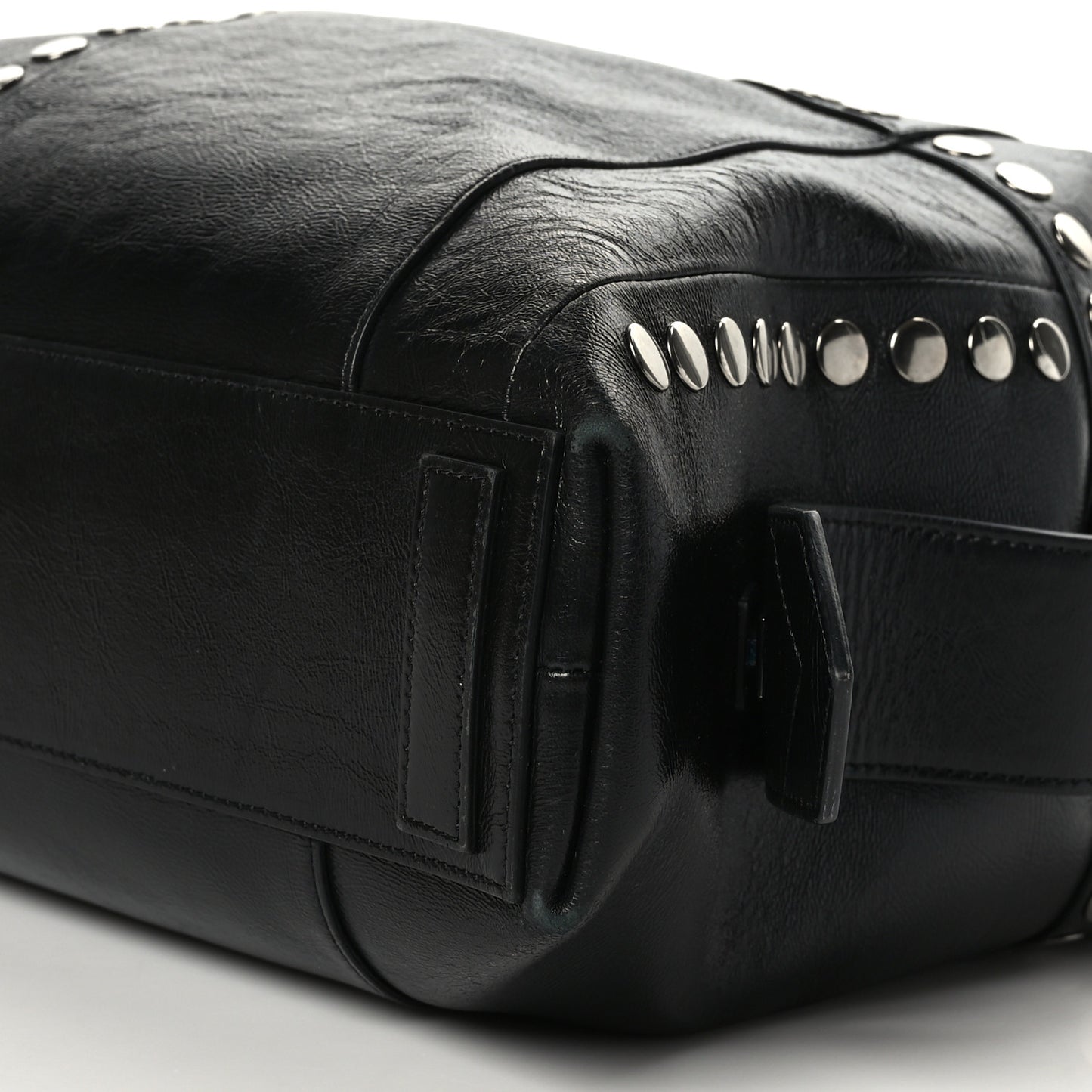 Smooth Calfskin Medium Studded Soft Antigona Black