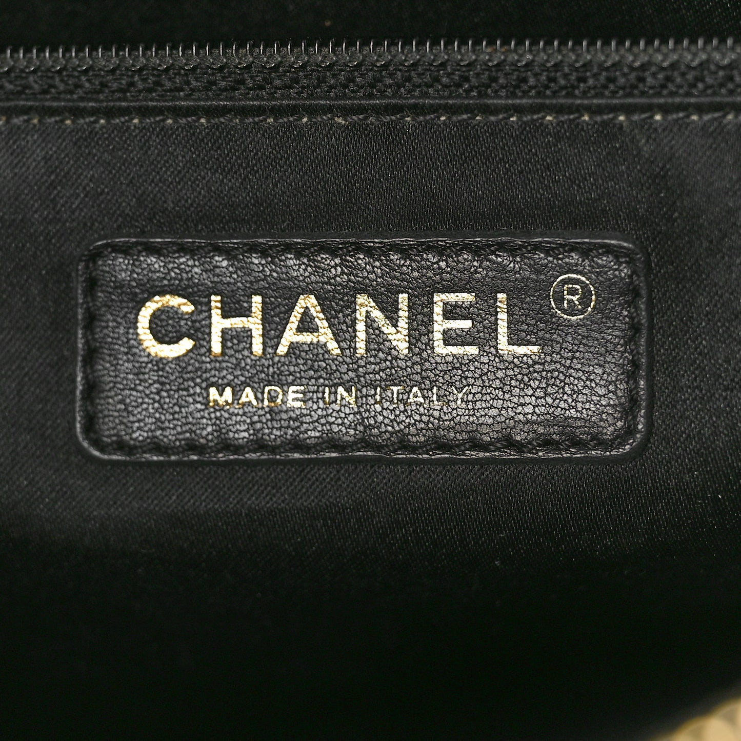 Caviar Quilted XL Grand Shopping Tote GST Black