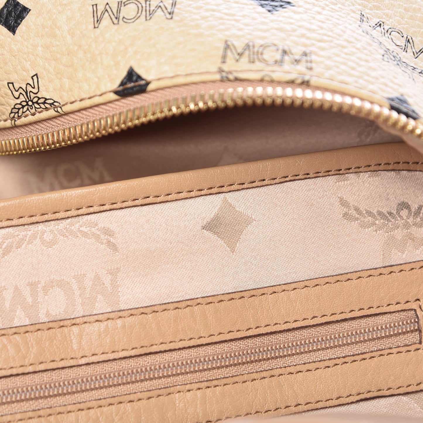 Visetos Medium Studded Stark Backpack Beige