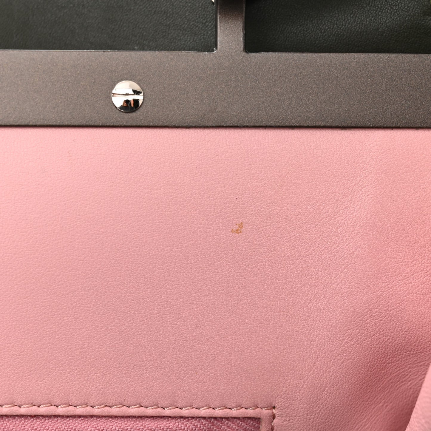 Vitello Seta Shiny Nappa Large Peekaboo Iconic Satchel Verde Prato