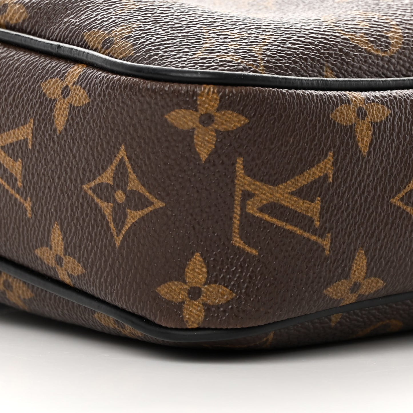Monogram Macassar Porte-Documents Voyage PM