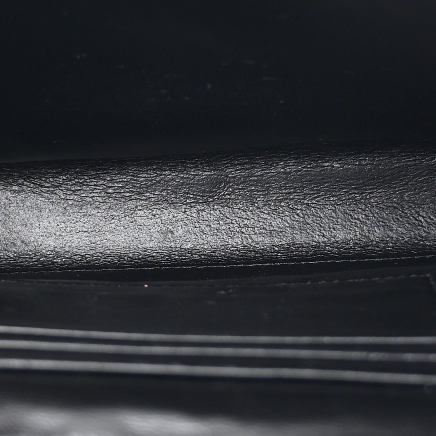Saint Laurent Grain De Poudre Monogram Cassandra Chain Wallet Black 5 of 14