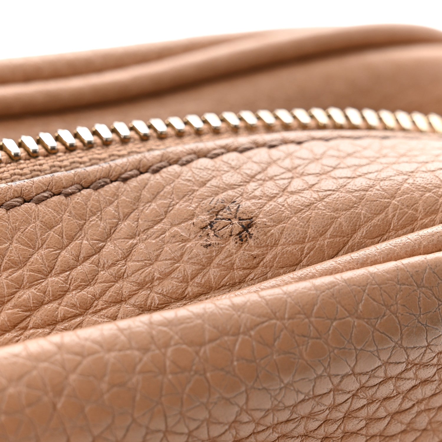 Gucci Pebbled Calfskin Small Soho Disco Bag Camelia 11 of 11