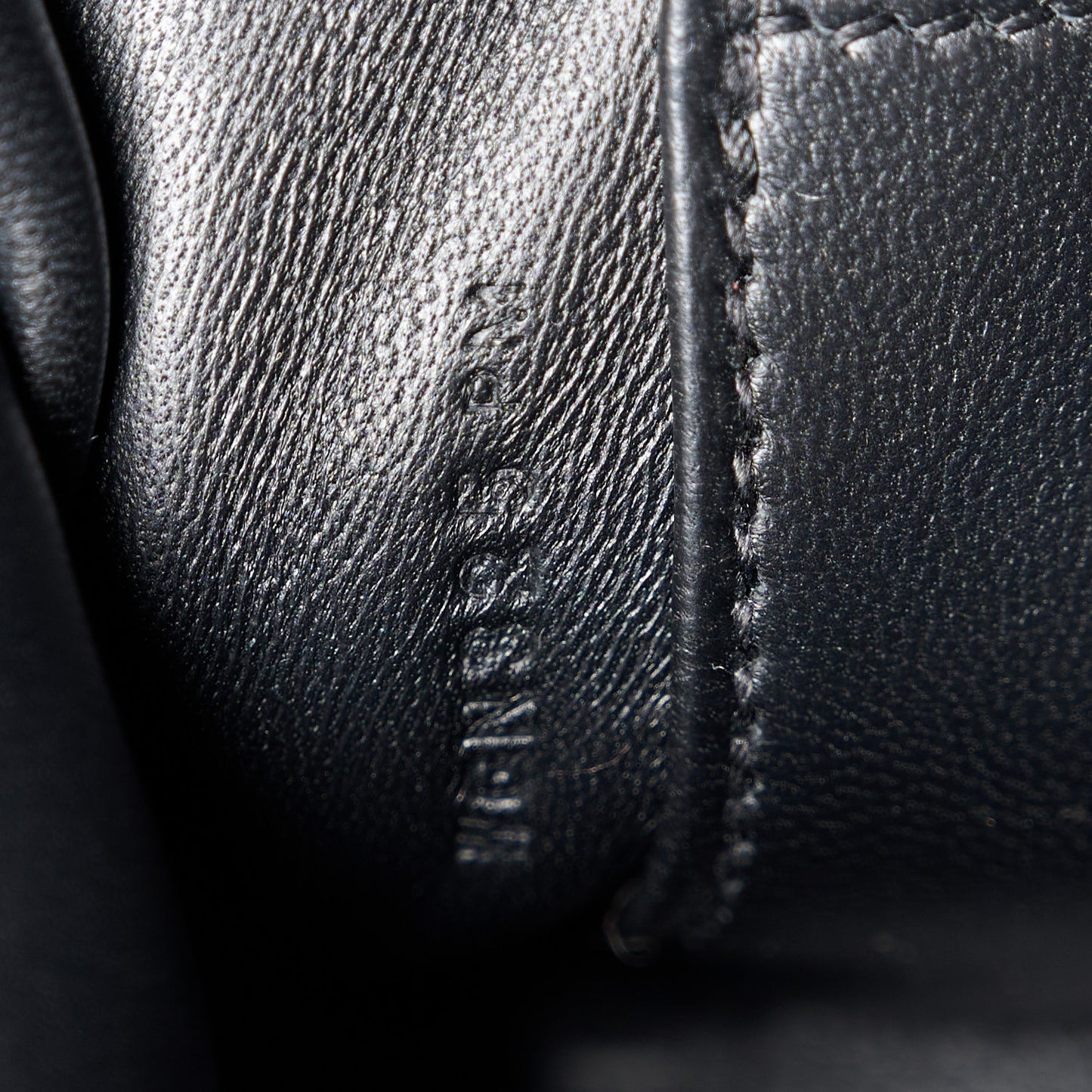 Chevre Chamkila Kelly Elan Black